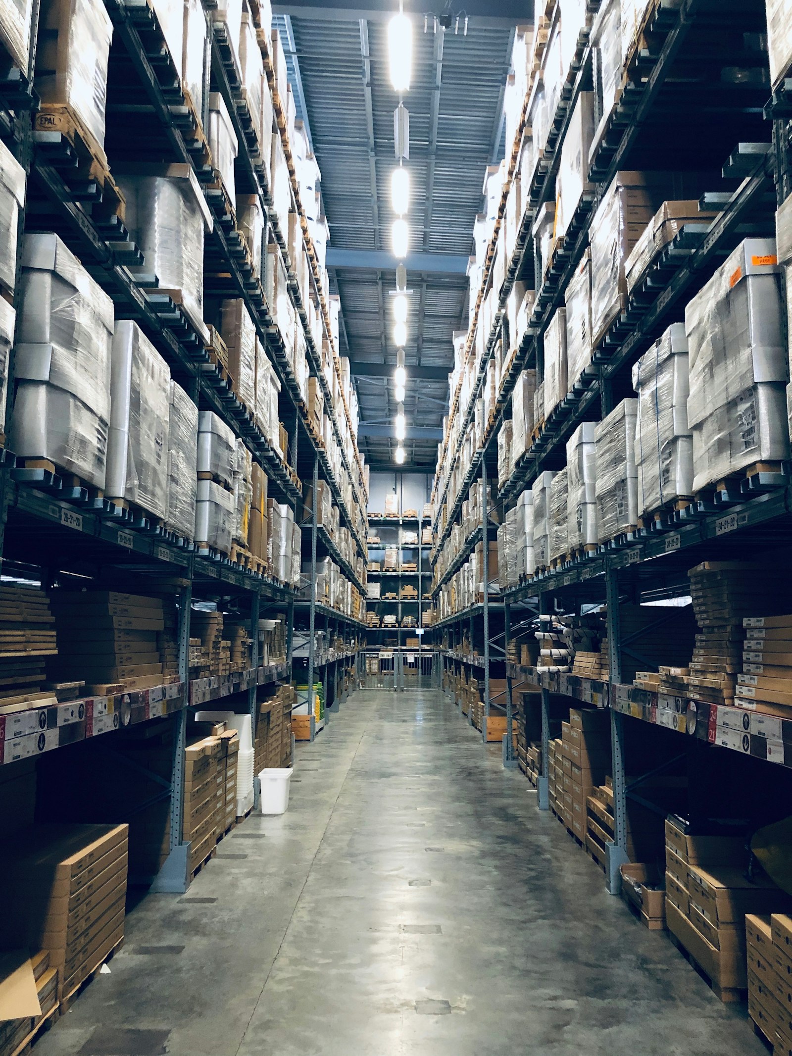 Fulfilment and packing operations